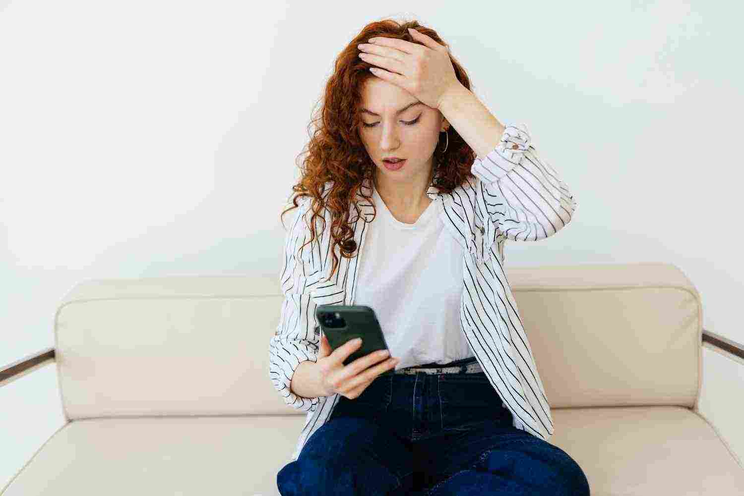 12 Reasons Why She Blocked You on Instagram - Attraction Diary