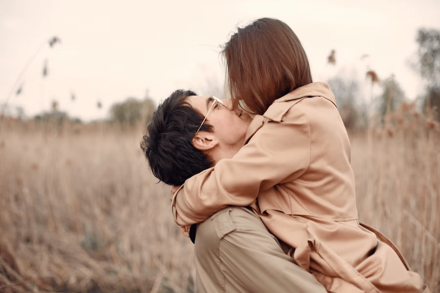 Hugs Guys Like