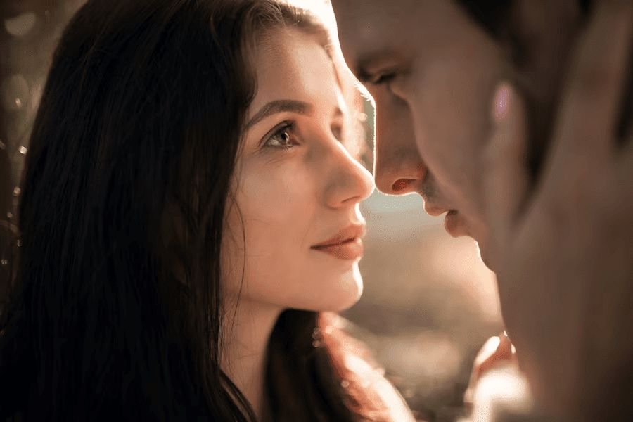 What Does It Mean When A Guy Kisses You Slowly? Attraction Diary