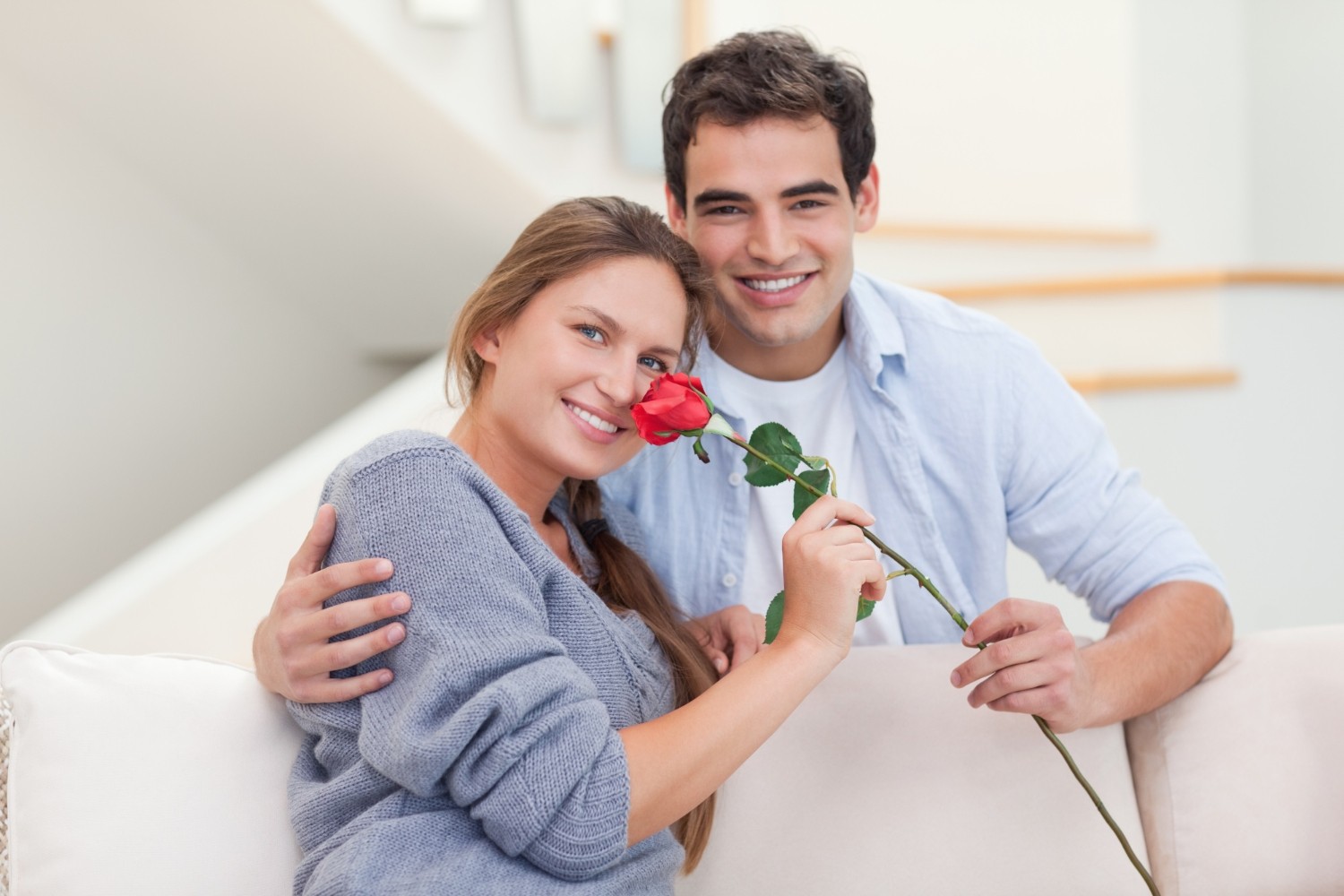 Sweet Signs Your Husband Is Attracted to You