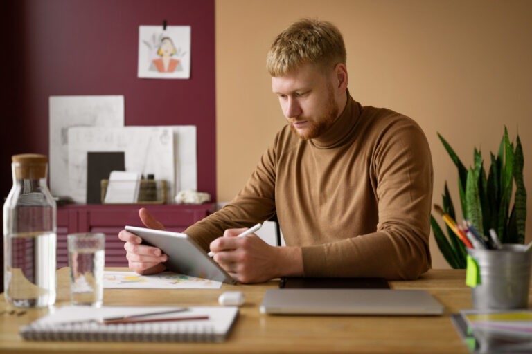 How to Break Bad Habits and Start the New Year Strong