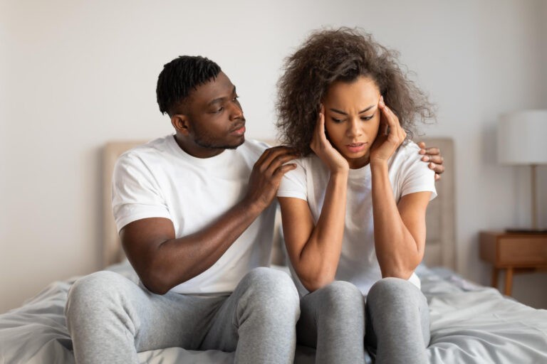 Signs He’s Only Giving You The Bare Minimum