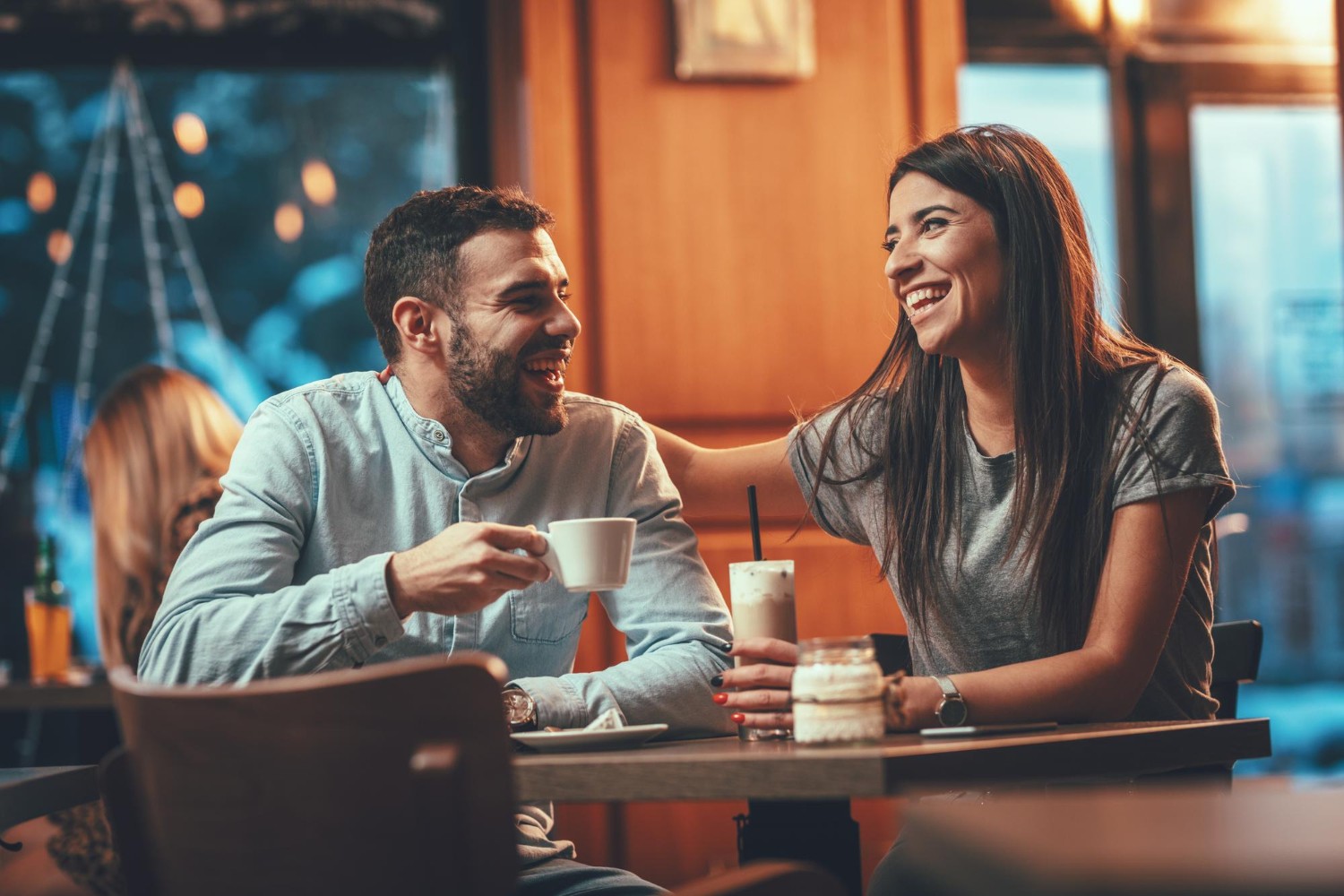 Should A Girl Ask A Guy Out On A Date?