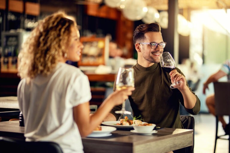 How To Handle A Man Who’s Playing Hard To Get