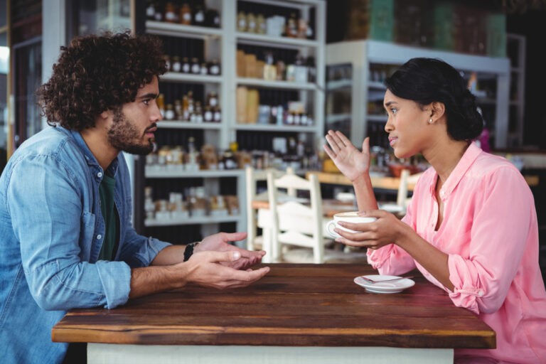 Red Flags You’re Dating A Guy With Mommy Issues