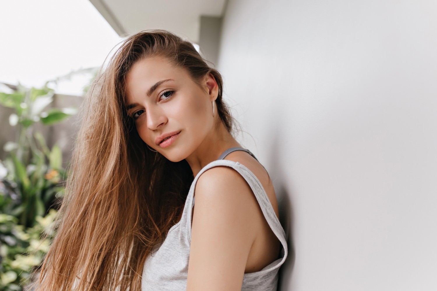 How To Make Her Work For Your Attention