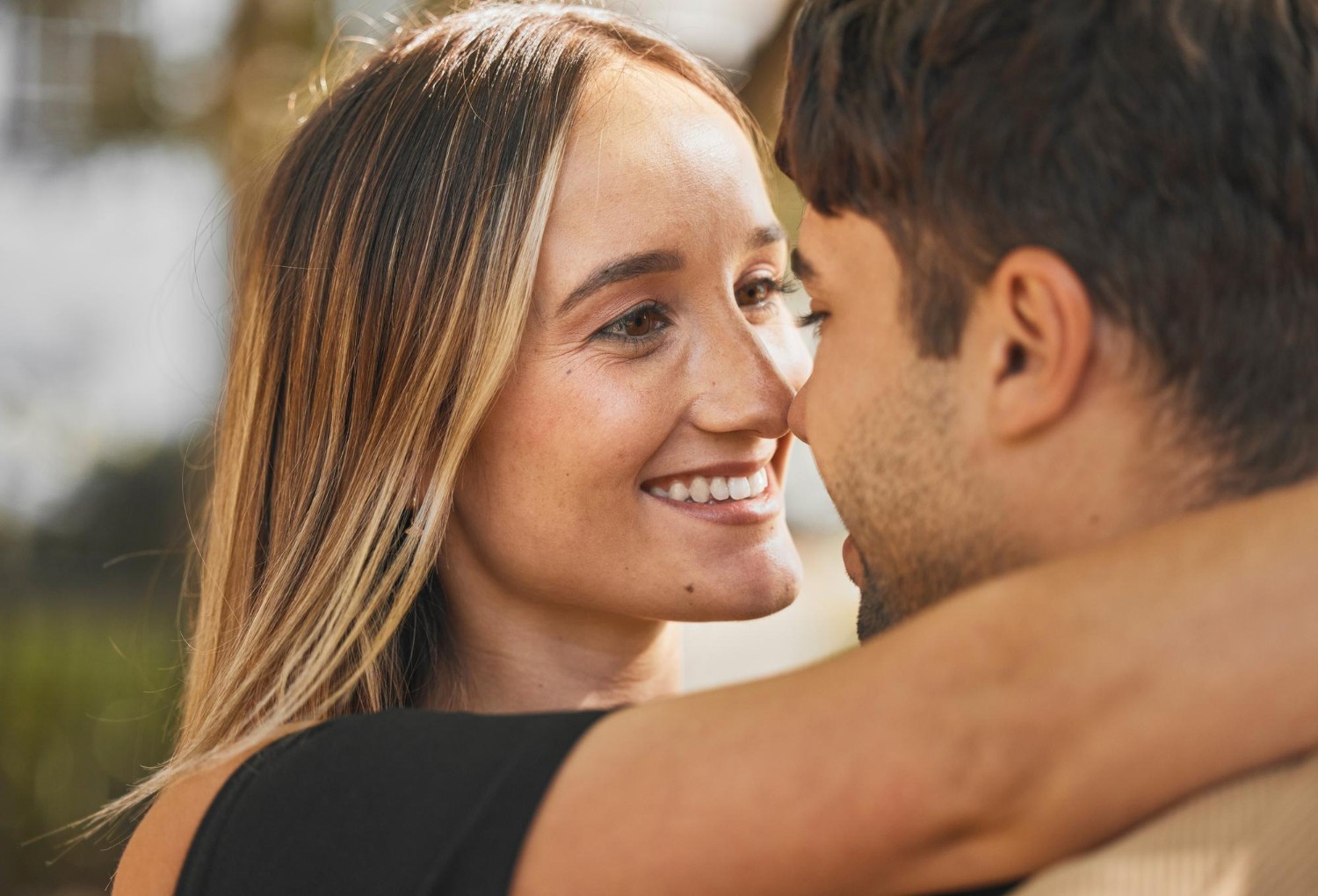 Attracting Beautiful Women Is Actually Pretty Easy