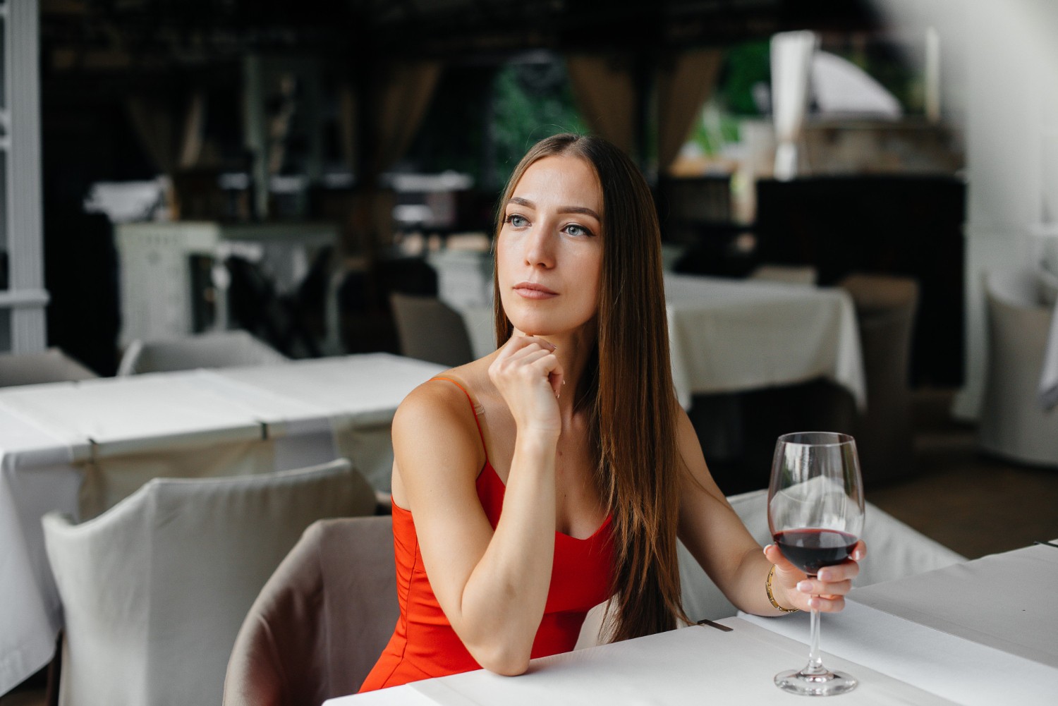 12 Places To Meet Successful, Single, Rich Men