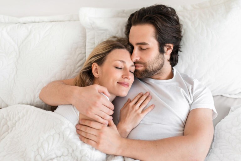 Does he love you? Or is it just lust? Here’s how to know